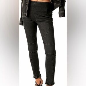 Free People We The Free Bella Moto Mid Rise Skinny Jeans Black BNWTS